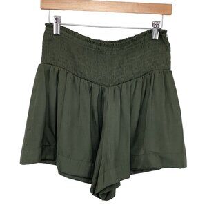 TCEC Shorts‎ Size Medium Olive Green Womens Elastic Waist Stretch
